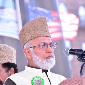 Meet your Posher, Mirza